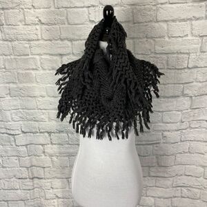 Infinity scarf with fringe knit chevron pattern pullover grey